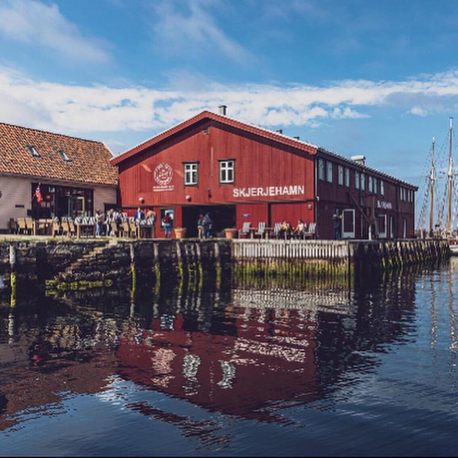 Skjerjehamn Hotel Anneland Eksteriør billede